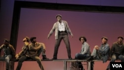 'Los muchachos de Scottsboro" es un musical sobre un caso de racismo en Alabama en 1930.