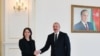 Almaniyanın xarici işlər naziri Bakıda İlham Əliyev və hüquq müdafiəçiləri ilə görüşüb
