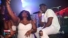 Harmonik Fete 15em Anivèsè li ak yon Sware an Blan nan Miami 