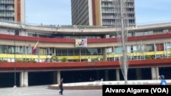 ARCHIVO - Vista de la sede principal del Consejo Nacional Electoral en el centro de Caracas, Venezuela. 