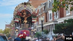 El Señor de los Milagros recorre las calles de la capital estadounidense, Washington D. C.