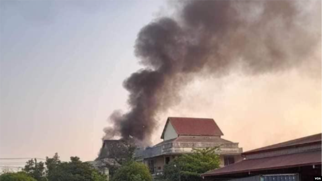 တိုက်ပွဲတွေ ပြင်းထန်နေတဲ့ မြဝတီခရိုင် မြင်ကွင်း (ဓါတ်ပုံ - CJ)