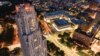 Gedung Cathedral of Learning (Katedral Pembelajaran), pusat kampus Pittsburgh University dan gedung pendidikan tertinggi di Belahan Bumi Barat (foto: Courtesy/University of Pittsburgh).