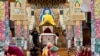 བོད་ཀྱི་ལོ་གསར་གཞུང་འབྲེལ་མཛད་སྒོ་བཞུགས་སྒར་ཐེག་ཆེན་ཆོས་གླིང་གཙུག་ཁང་དུ་འཚོཊ་གནང་བ།