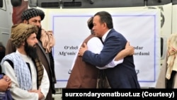Surxondaryo viloyati hokimi Ulug‘bek Qosimov boshchiligidagi delegatsiya O‘zbekiston xalqi nomidan Afg’oniston xalqiga insonparvarlik yordami yetkazdi, 25-aprel, 2024 
