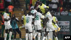 Abdoulaye Seck a lancé le Sénégal en reprenant un coup franc de Krépin Diatta (61e) avant que Iliman Ndiaye ne double la mise dans le temps additionnel (90e).