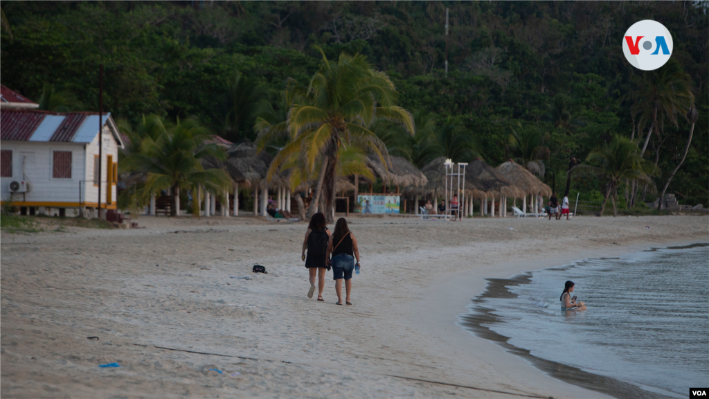 Corn Island, o Isla Grande del Maíz, en el Caribe Sur de Nicaragua, es un atractivo turístico en el país centroamericano, pero también un punto de "tránsito" de los migrantes. Foto: VOA