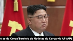 ARCHIVO - El líder norcoreano, Kim Jong Un, ha acelerado los proyectos armamentísticos del país y ha pedido a su pueblo prepararse para la guerra. Su ememigo ha dicho es Corea del Sur. 