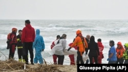 Deadly migrants boat accident off Italy coast