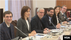 Konferenca e organizatës "Reporterët pa Kufij" me shtypin shqiptar