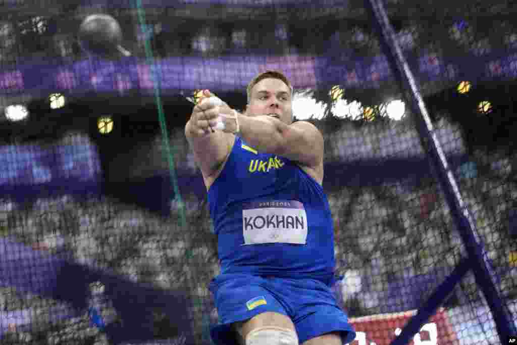 "Las medallas son muy importantes para Ucrania porque la gente está pasando un momento muy feliz, y pueden animarnos y pueden celebrar esto con nosotros y no pensar en la guerra por un día", dijo Kokhan, ganador de la medalla de bronce en martillo durante las Olimpiadas de París 2024. 