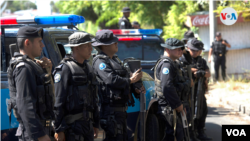 ARCHIVO. Un grupo de policías antimotines desplegados en Managua, capital de Nicaragua en 2021. Foto: VOA