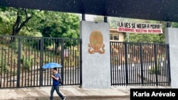 Protestas en campus de la Universidad de El Salvador. [Fotografía Karla Arévalo/ Voz de América]