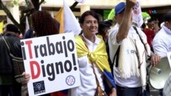 Según el Departamento de Trabajo, el número de estadounidenses que solicitaron prestaciones por desempleo descendió la semana pasada.