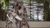 Imagen del esqueleto de un Tyrannosaurus rex llamado Trinity, en la casa de subastas Koller en el centro de conciertos Tonhalle Zurich, el miércoles 29 de marzo de 2023 en Zurich, Suiza.