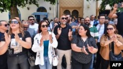 Borhen Bssais et Mourad Zeghidi ont invoqué la liberté d'expression, expliquant n'avoir fait qu'accomplir leur travail, en analysant et commentant l'actualité du pays.