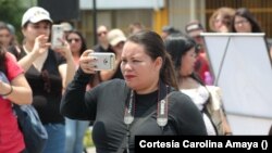 Carolina Amaya, periodista salvadoreña especializada en medioambiente. [Fotografía cortesía Malayerba]