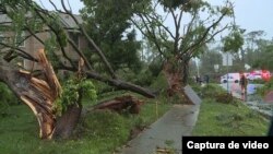 Posible tornado azota Virginia Beach, EEUU, el 1 de mayo de 2023. Reuters.
