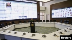 El director general de la Policía Nacional de Colombia, Jorge Luis Vargas, asiste a una conferencia de prensa sobre la captura de Dairo Antonio Usuga David, alias 'Otoniel', máximo líder del clan del Golfo, en Bogotá, la capital colombiana, el 3 de noviembre de 2021.