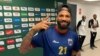 Bebé (Tiago Manuel Dias Correia) faz sinal de vitória na zona mista do Estádio Felix Houphouet-Boigny, em Abidjan, 19 janeiro 2024