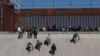 "Es ilegal": Recompensas para dar con migrantes en Texas suscitan rechazo