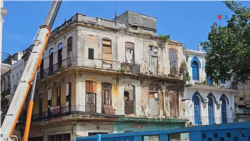 Imagen del edificio parcialmente derrumbado el pasado 3 de octubre, en La Habana, Cuba, que dejó dos personas muertas y varios heridos. [Cortesía]