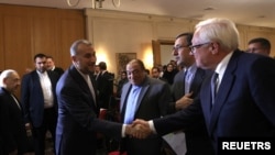 Waziri wa Mambo ya Nje wa Iran Hossein Amir-Abdollahian alipokutana na Naibu Waziri wa Mambo ya Nje wa Russia Sergei Ryabkov huko Tehran.