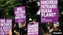 Peringatan Hari Perempuan Internasional di Jakarta, 8 Maret 2023. (REUTERS/Ajeng Dinar Ulfiana)