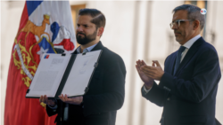 Los políticos chilenos continúan afanados en elaborar una nueva carta magna que sustituya la de 1980
