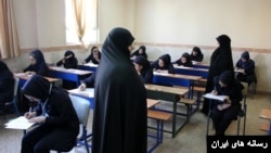 محرم‌سازی مدارس در ایران