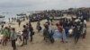 Venda de peixe nujma praia de Benguela