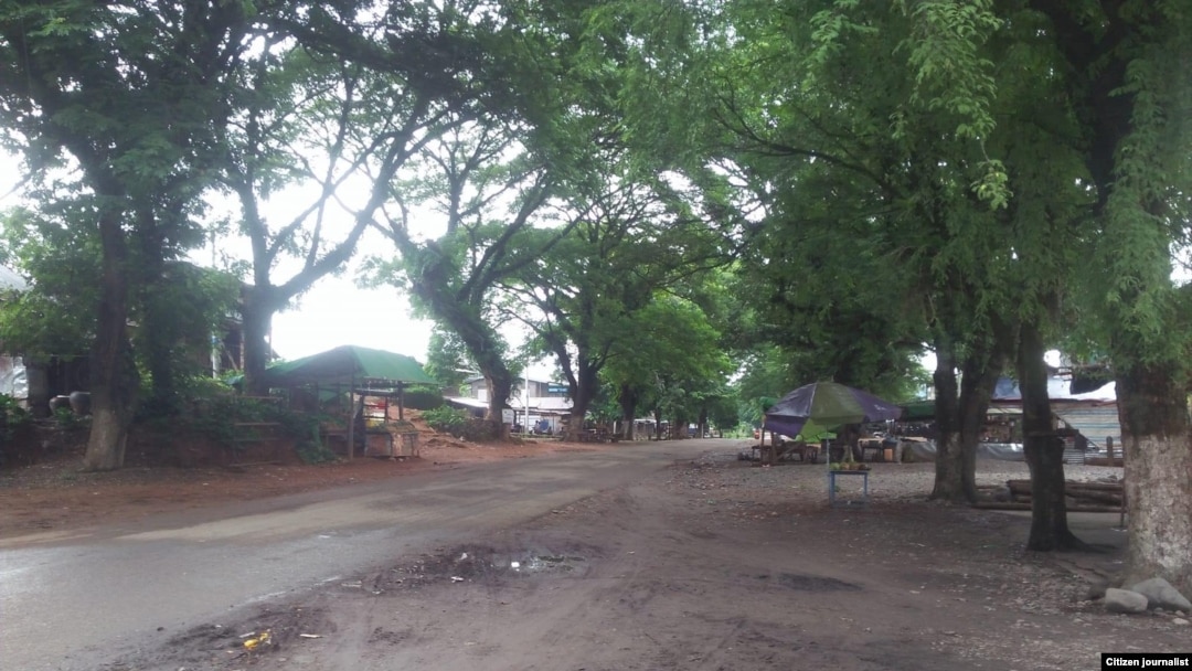 တိုက်ပွဲကြောင့်စစ်ရှောင်နေရလို့ လူသူမရှိတဲ့ ခမ်းပတ်မြို့ (တမူးခရိုင်၊ စစ်ကိုင်းတိုင်း) (ဇူလိုင် ၂၆၊ ၂၀၂၃)