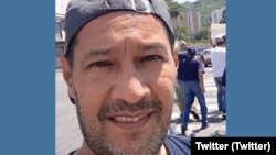Nelson Piñero, activista del partido Encuentro Ciudadano.