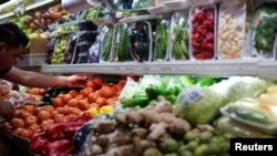 ARCHIVO - La economía de Estados Unidos tuvo un mejor desempeño del esperado en 2023 luego de bajar considerablemente la inflación y mantener los puestos de trabajo, productos básicos y tecnologías muestran signos positivos.