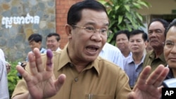 លោកនាយក​រដ្ឋមន្ត្រី​ហ៊ុន សែន​គ្រោងនឹង​ទៅ​បំភ្លឺ​នៅ​រដ្ឋ​សភា​អំពី​បញ្ហា​ព្រំដែន។