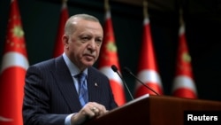 Turkiya rahbari Rajab Toyyib Erdog'anning parlamentga bildirishicha, hukumat Rossiya bilan gaz hamkorligi bo'yicha kelishgan 