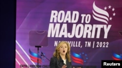 La senadora de Tennessee Marsha Blackburn habla en un evento liderado por republicanos titulado "Fe y libertad camino a la mayoría" en Nashville, Tennessee, EEUU, el 17 de junio de 2022.
