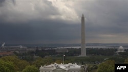 Toshkentda “Amerika Ovozi”jamoatchi muxbiri Abdumalik Bobayev sudga tortilayotgani Vashingtonda xavotir bilan tilga olinsa-da, yuqori lavozimli rasmiylar buni ochiq qoralashga jur’at etmayapti.