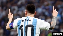 Leonel Messi celebra el gol de la victoria de Argentina en la final del Mundial de fútbol en Qatar el 18 de diciembre de 2022.