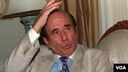 El ex mandatario habría expresado el deseo de no regresar a Venezuela mientras el presidente Hugo Chávez estuviera en el poder.