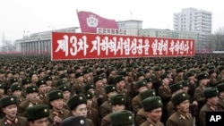 지난해 2월 북한 평양에서 3차 핵실험 성공을 자축하는 대규모 군중대회가 열렸다. (자료사진)