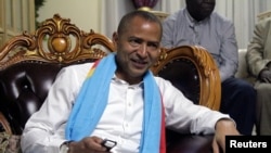 Mwanasiasa wa Jamhuri ya kidemokrasia ya Congo Moise Katumbi akizungumza na waandishi wa habari mjini Lubumbashi, Katanga, DRC, May 11, 2016