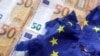 Ilustrasi - Zona euro besar kemungkinan akan memasuki resesi dengan aktivitas bisnis menyusut pada laju tercepat selama hampir dua tahun terakhir.(REUTERS/Dado Ruvic)