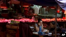Wal-Mart-Going Native in China