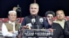 El ministro de Relaciones Exteriores de Pakistán, Shah Mehmood Qureshi, asiste a un mitin político en Sindh, Pakistán. [Cortesía de la Oficina del Ministro de Relaciones Exteriores de Pakistán].