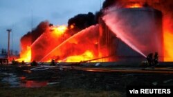Пожар на нефтебазе во Львове после применения Россией крылатых ракет. 27 марта 2022г.