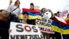 Trump congela activos del gobierno en disputa de Venezuela 