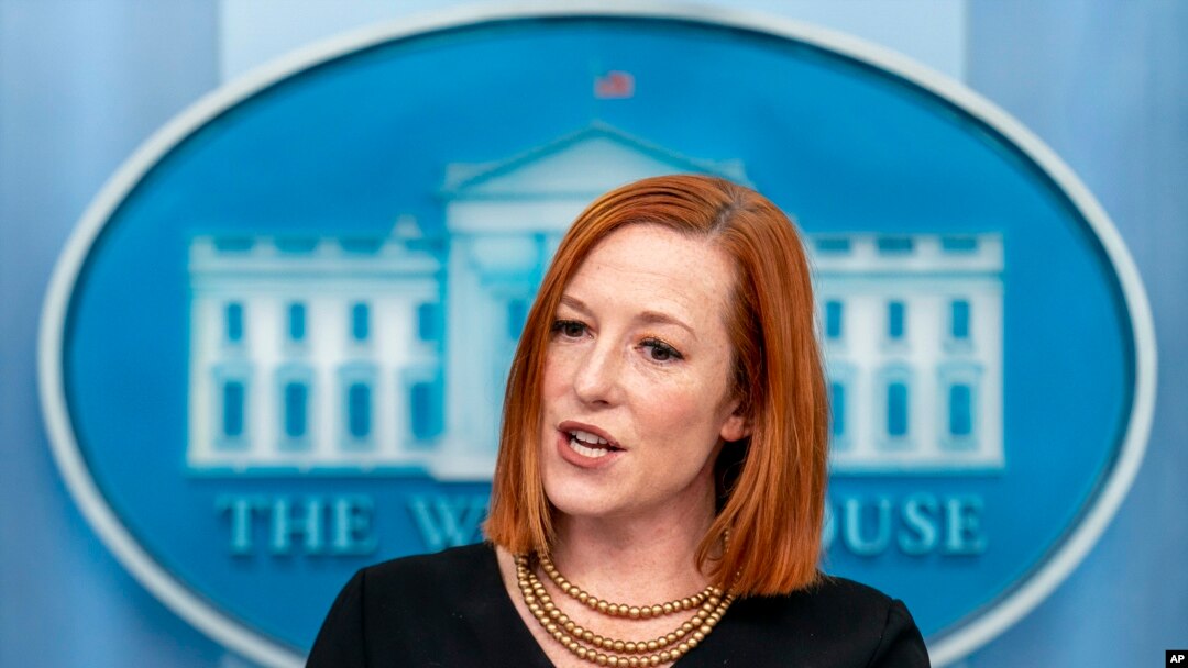 Pot pawol Lamezonblanch, Jen Psaki reponn kestyon jounalis yo pandan yon konferans pou lapres nan Washington, 25 Janvye, 2022. 