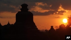 ရခိုင်ပြည်နယ် မြောက်ဦးမြို့ရှိ ရှေးဟောင်းစေတီပုထိုးများ (နိုဝင်ဘာ၊ ၀၈၊ ၂၀၁၂)