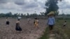 ဘေးလွတ်ရာထွက်ပြေးနေကြတဲ့ ဒီပဲယင်းနယ်ထဲက ရွာသားများ ( ဓာတ်ပုံ - Courtesy)